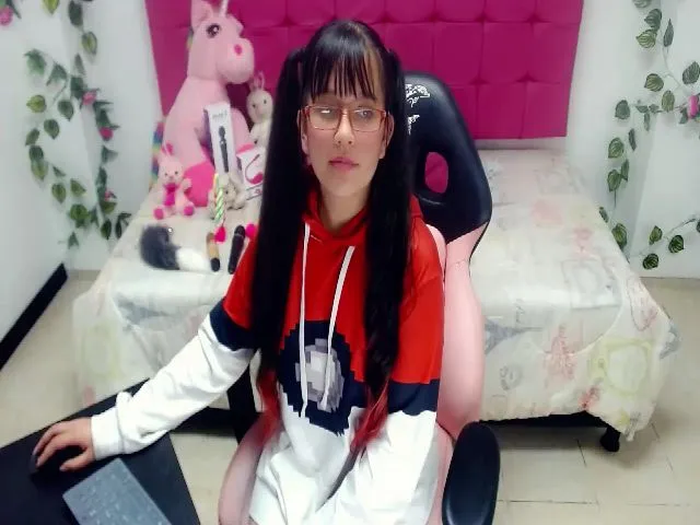 Live sex webcam photo for Pink_queenn #259892119