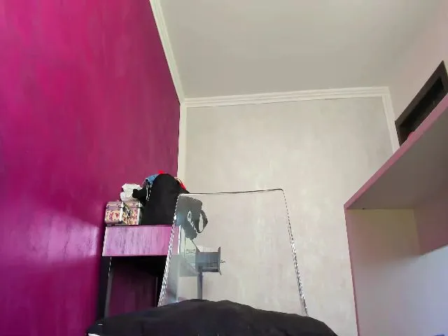 Live sex webcam photo for SonyaHailey #264818560