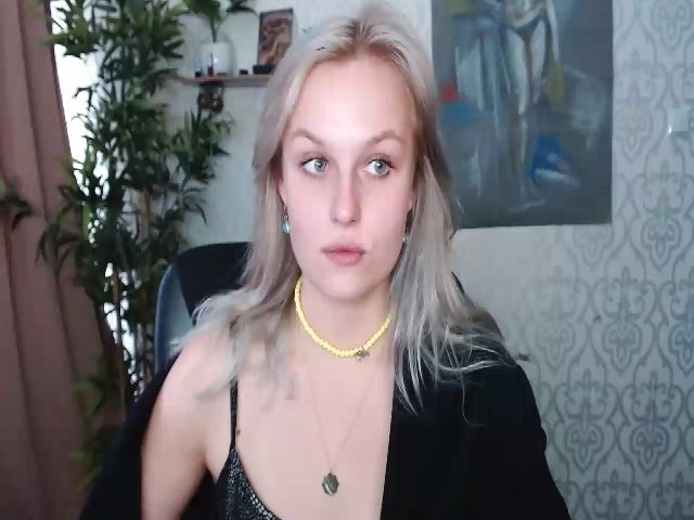 Live sex webcam photo for Dorina_xX #263663804