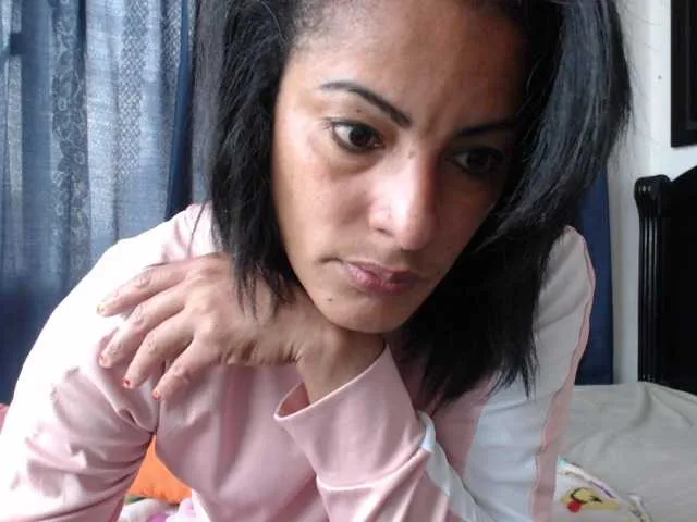 Live sex webcam photo for KattleyaGrey #241253444