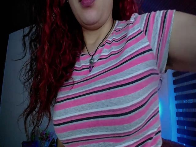 Live sex webcam photo for Cristal_19 #256786765