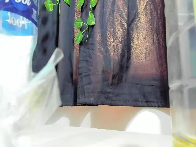 Live sex webcam photo for SHELIA_TERRY #265127655