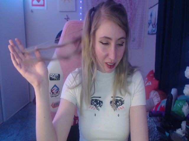 Live sex webcam photo for Chloe_Luna #260504724