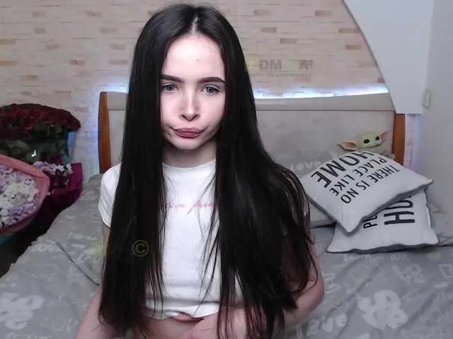 Live sex webcam photo for Your-Bad-Girl #245331684
