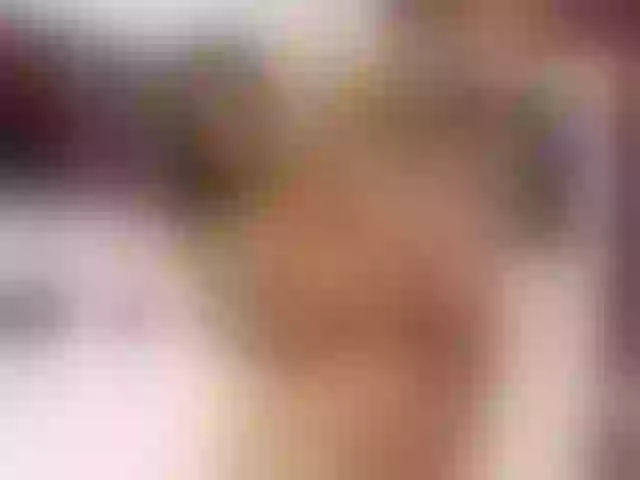 Live sex webcam photo for Sweet_ebony01 #262686557