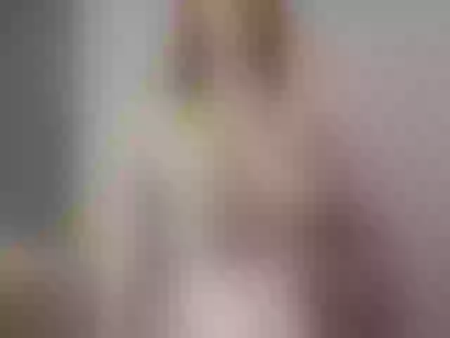 Live sex webcam photo for Rubi_26_ #263458619
