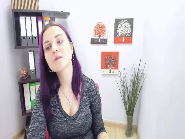 Live sex webcam photo for EvaMild #265188262