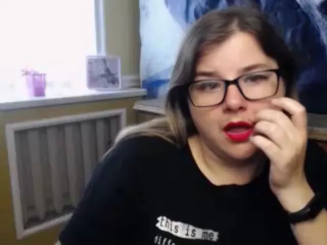 Live sex webcam photo for MonLais #254806355