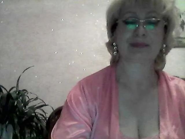 Live sex webcam photo for Ur-Mami #245298437