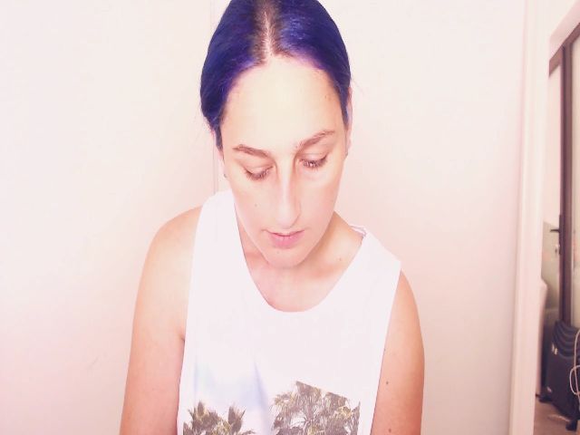 Live sex webcam photo for wetkittycum #254892164