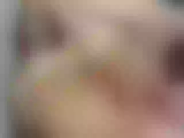 Live sex webcam photo for LittlePeach_ #264592018