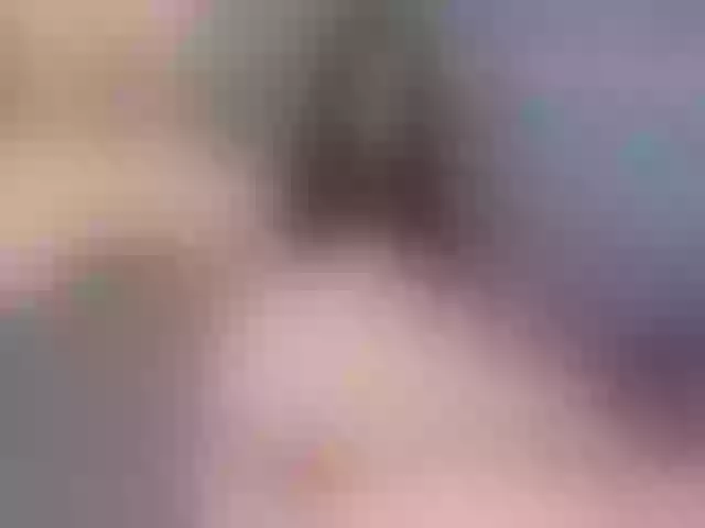 Live sex webcam photo for Roxy_Di #253698975