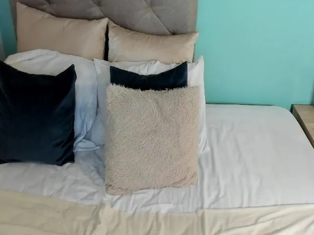 Live sex webcam photo for circenmilen #252669523