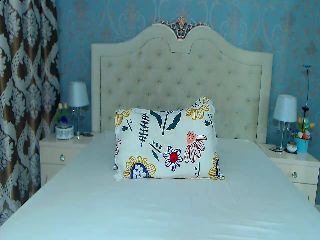 Live sex webcam photo for JessyLove20 #251770979