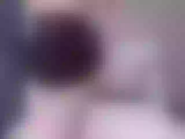 Live sex webcam photo for JuicyHelenX #257493007
