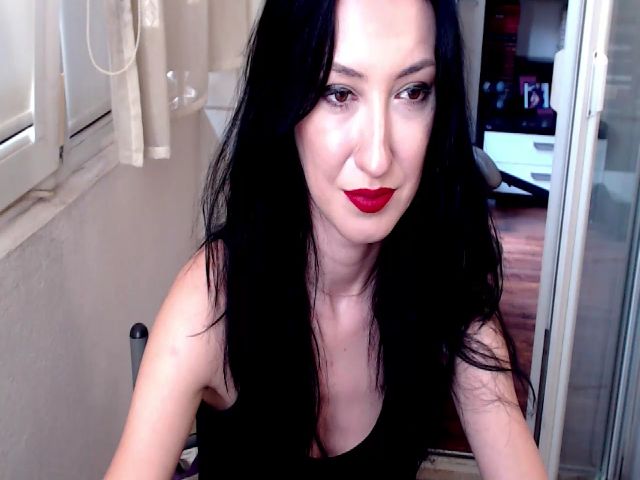 Live sex webcam photo for MistressNadia #256823953