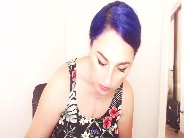 Live sex webcam photo for wetkittycum #254638162