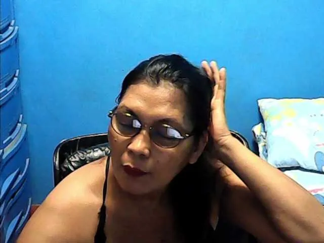 Live sex webcam photo for hOtGranny4u #250564721