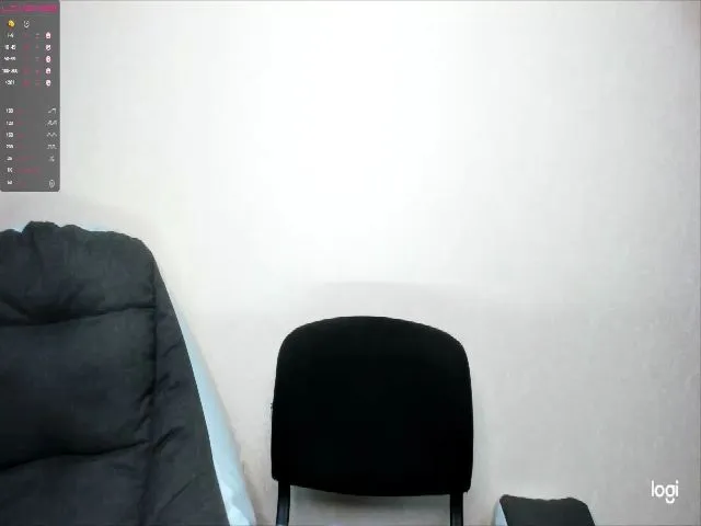 Live sex webcam photo for SarahSmiths #255444544