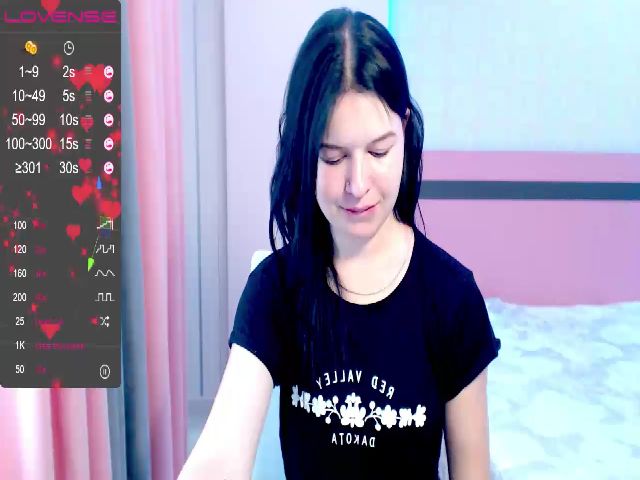 Live sex webcam photo for AnnaFols #262037145