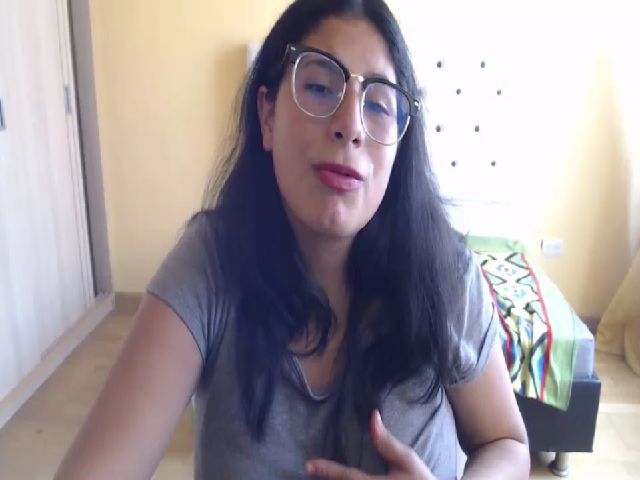 Live sex webcam photo for Aishafoxxx #253198273