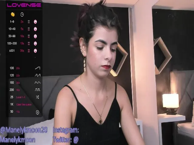 Live sex webcam photo for Manelyk_m #263793677