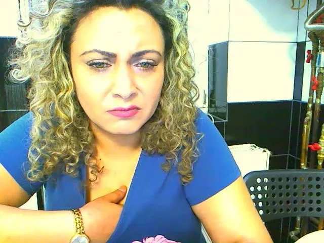 Live sex webcam photo for Lesby2Squirty #258337706