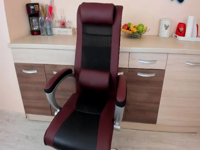 Live sex webcam photo for KimoraJoy #287860459