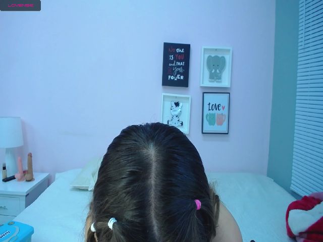 Live sex webcam photo for Whitney_swan #253575484