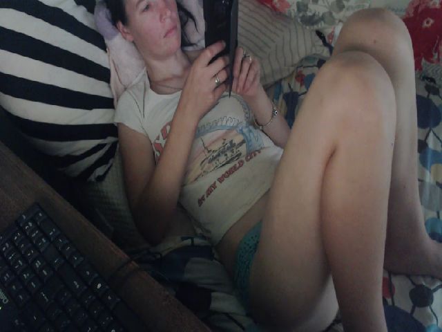 Live sex webcam photo for HOT_JULLYXXX #259234589