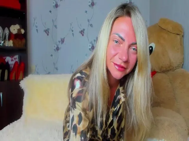 Live sex webcam photo for Alisa_Sims #253544649