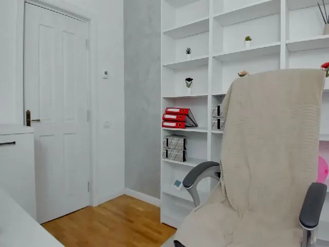 Live sex webcam photo for VanessaCroft #264772834