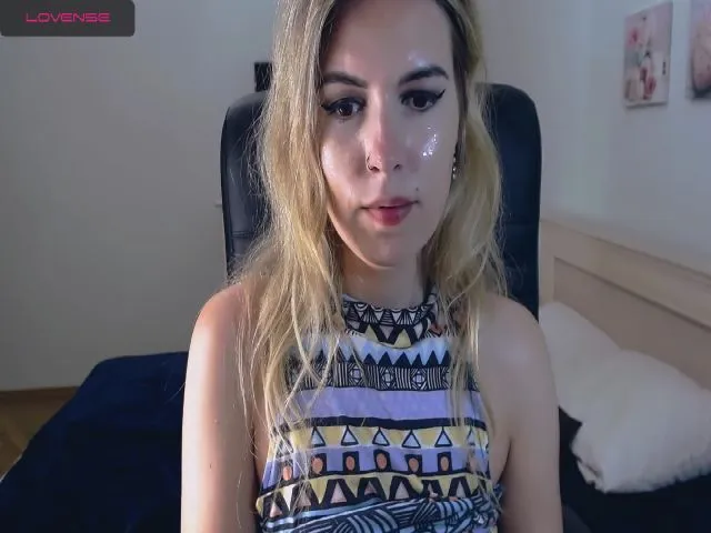 Live sex webcam photo for Alana_Kelly #252287885