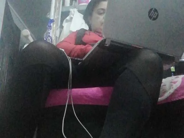 Live sex webcam photo for latinaamorosa #241070870