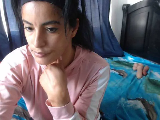 Live sex webcam photo for KattleyaGrey #249117272