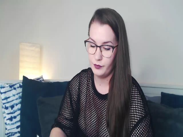 Live sex webcam photo for EveGoddes #253738970