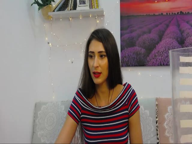 Live sex webcam photo for MaraW #264441111