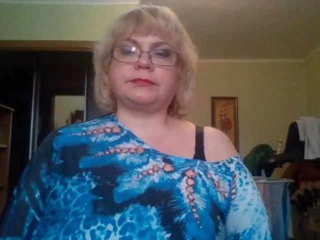 Live sex webcam photo for LOLA88888 #241243138