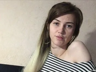 Live sex webcam photo for TastyBeby #240584895