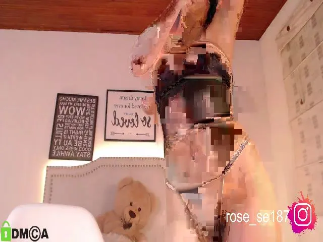 Live sex webcam photo for Rose_se #259003169