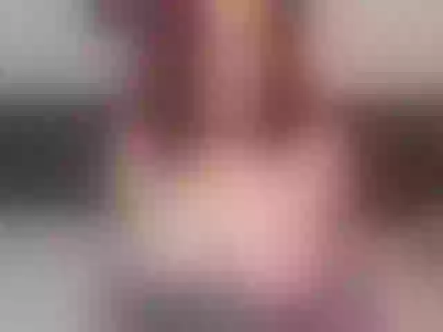 Live sex webcam photo for Loraynne #240977459