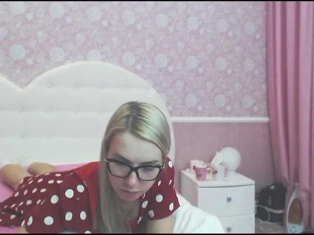 Live sex webcam photo for BunnySue #241281728