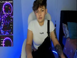 Live sex webcam photo for SalemJimenez #251746228