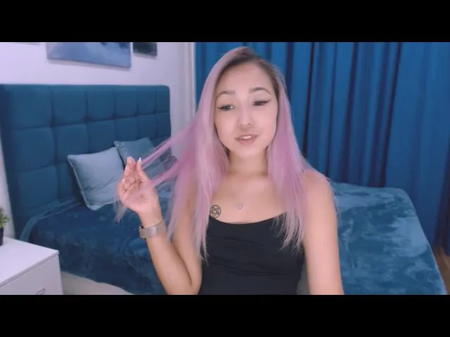 Live sex webcam photo for ArinaTigress #253407001