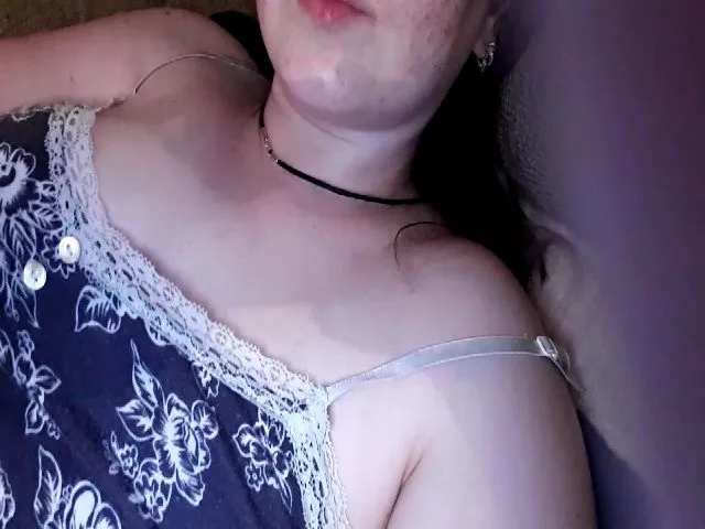 Live sex webcam photo for ChristaRi #254878331