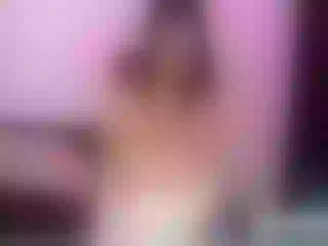 Live sex webcam photo for MaiiAngel #253311873