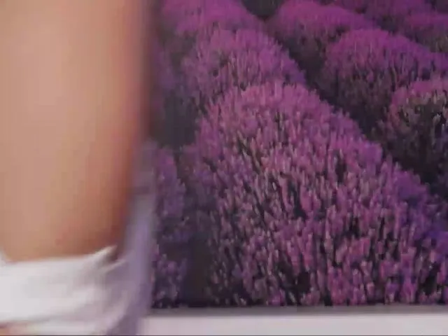 Live sex webcam photo for AyleenRosie #255617120