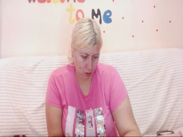 Live sex webcam photo for Kylie_Pag #258554614