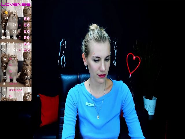 Live sex webcam photo for LiliManchest #258805138