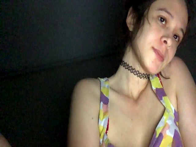 Live sex webcam photo for mxxsbrntt #262395917